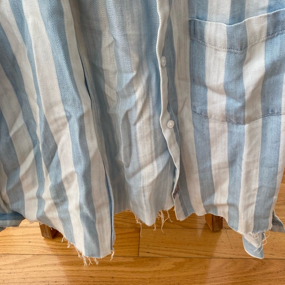 Distressed rails button up - Picture 3 of 3